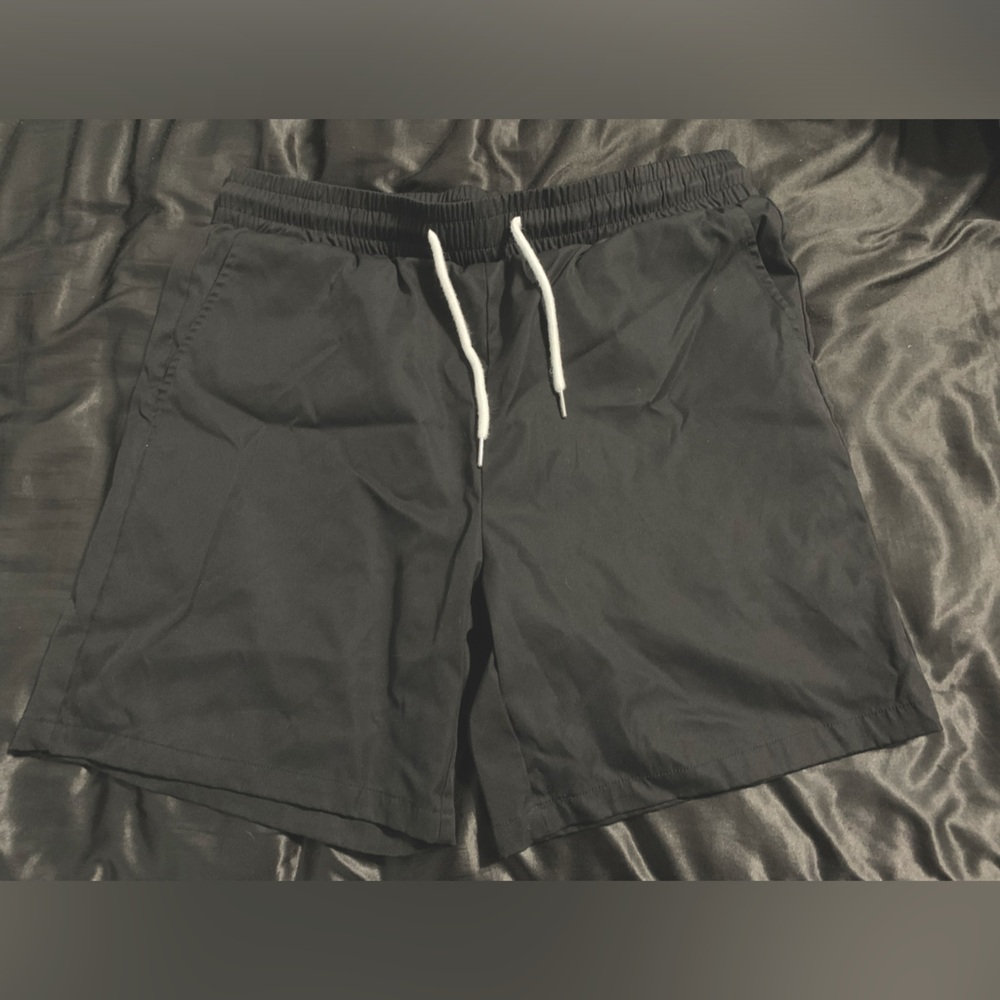 Shein Men's Size XL Quick Dry Shorts Black Drawstring Elastic Waist Casual